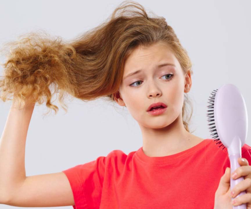 درمان‌های علمی و تخصصی ریزش مو در زنان